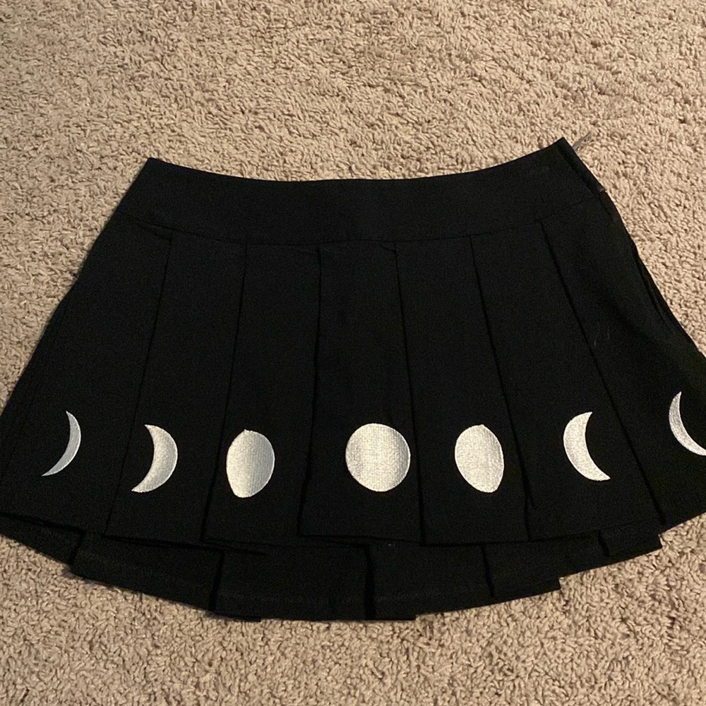 Dolls Kill Lunar Moon Phases Kilted Black Woven Shirt sz Small